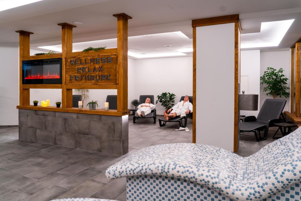 Hotel Frymburk Kültér fotó